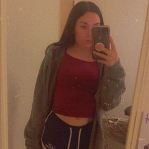 Meet your Posher, Tayler